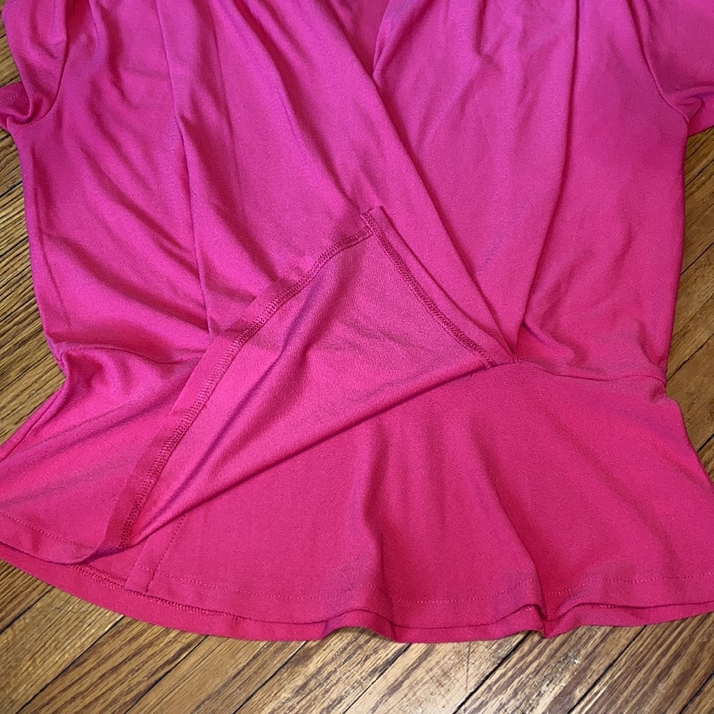 Leith Ruched Shoulder/ pep-plum waist Top - Picture 4 of 6